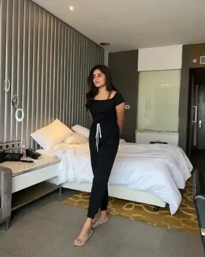 Call Girls Barshi Cash On Delivery
